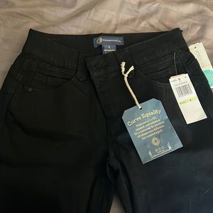 NWT Democracy “Ab” solution black ankle skimmer skinny jeans